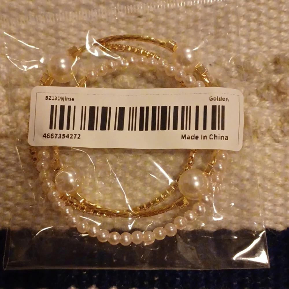 Bangle - Picture 2 of 5